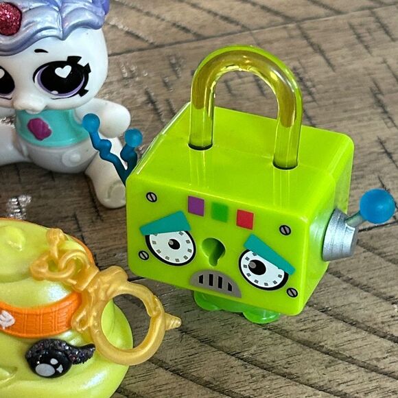 Multiverse fun 🤩 Peppa Pig 🐷 Wonder Woman 🦸♀️ SQMallow 🕷️man LOL Pouty Vuitton - Picture 4 of 16